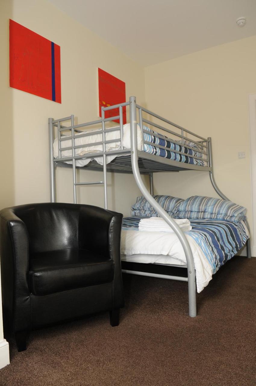 Private Room With 2 Beds